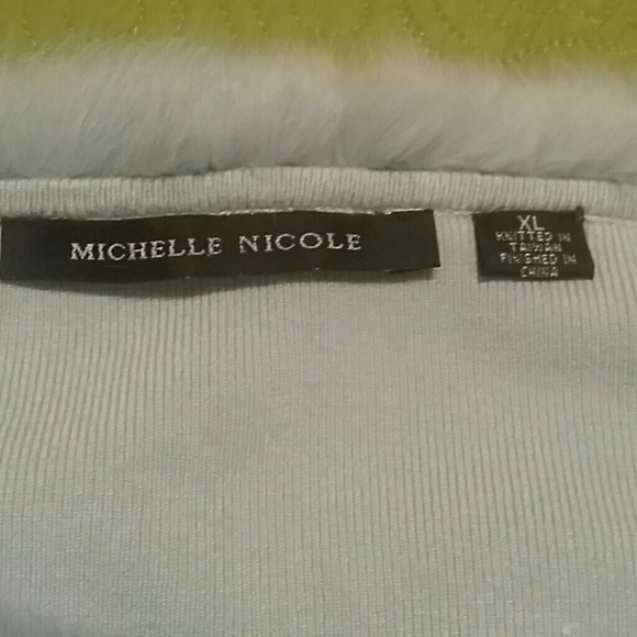 Sweater  Top - Picture 4 of 4